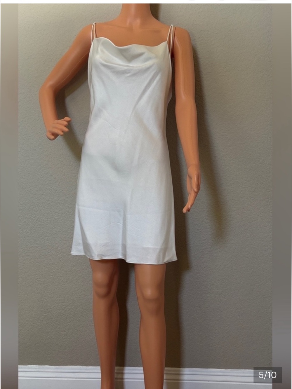 NWT Alice + Olivia $295 Off White Satin Cowl Neck Mini Dress Size 0 - Picture 8 of 9